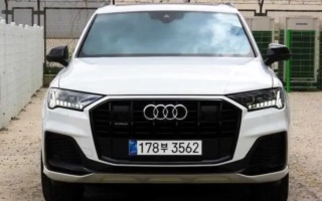 인천중고차직거래사이트 Q7 (4M) 55 TFSI 콰트로 프리미엄 매물 사진 20 - 2021/06 186,000km